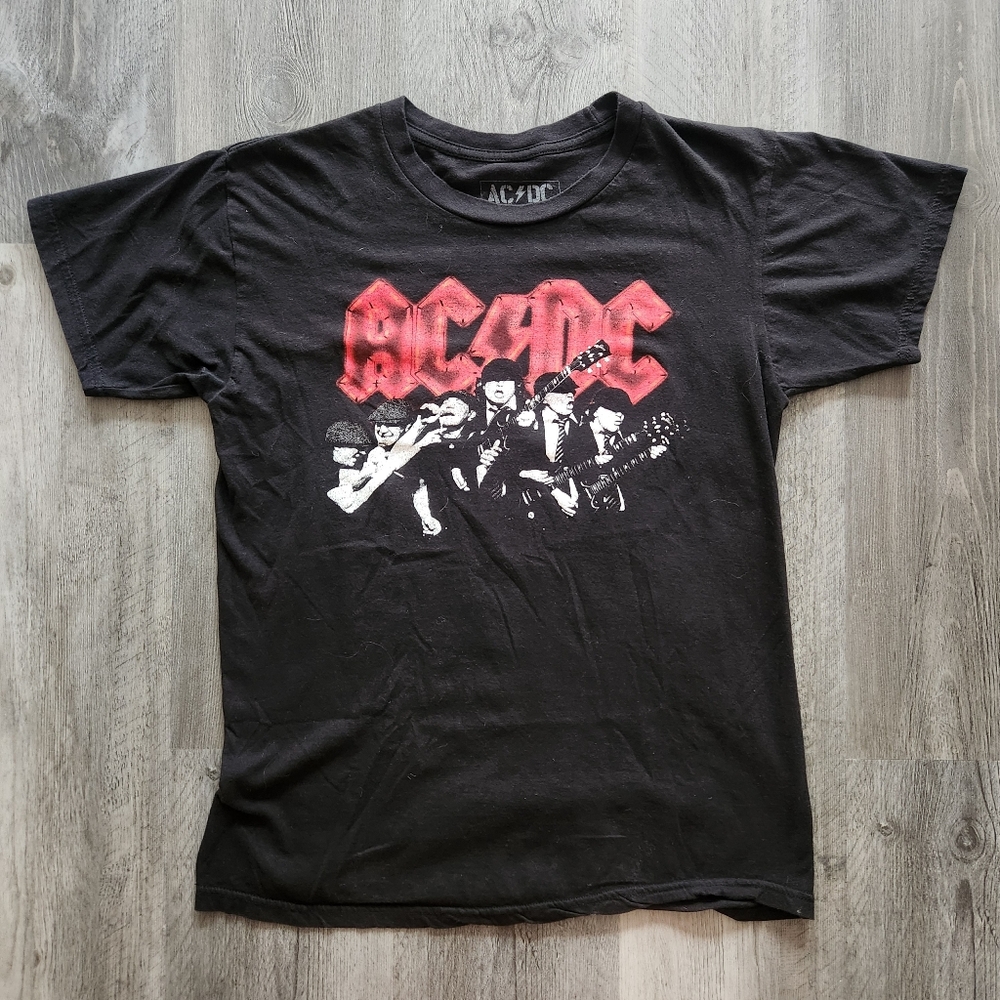 AC/DC Black Short Sleeve T-shirt Red Band Graphic Unisex‎ Size Medium